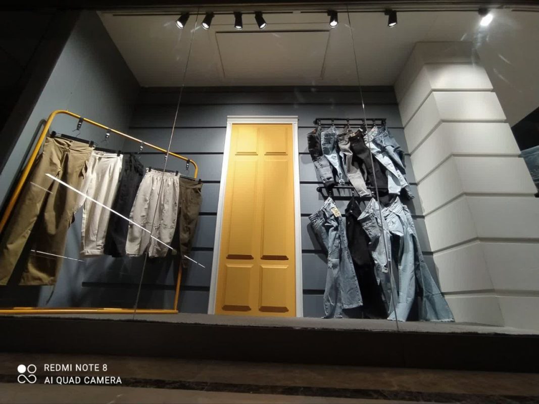 ویترین با ام دی اف