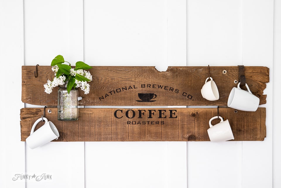 تابلو چوبی مغازه